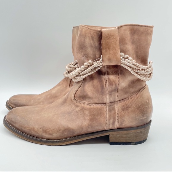 Anthropologie slouch ankle boots, distressed leather & beaded ankle bracelets - Picture 4 of 9